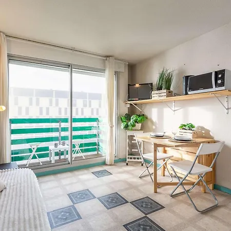 شقة 4 Pers. Avec Balcon Et Acces Direct Aux Pistes A - Fr-1-296-488 *